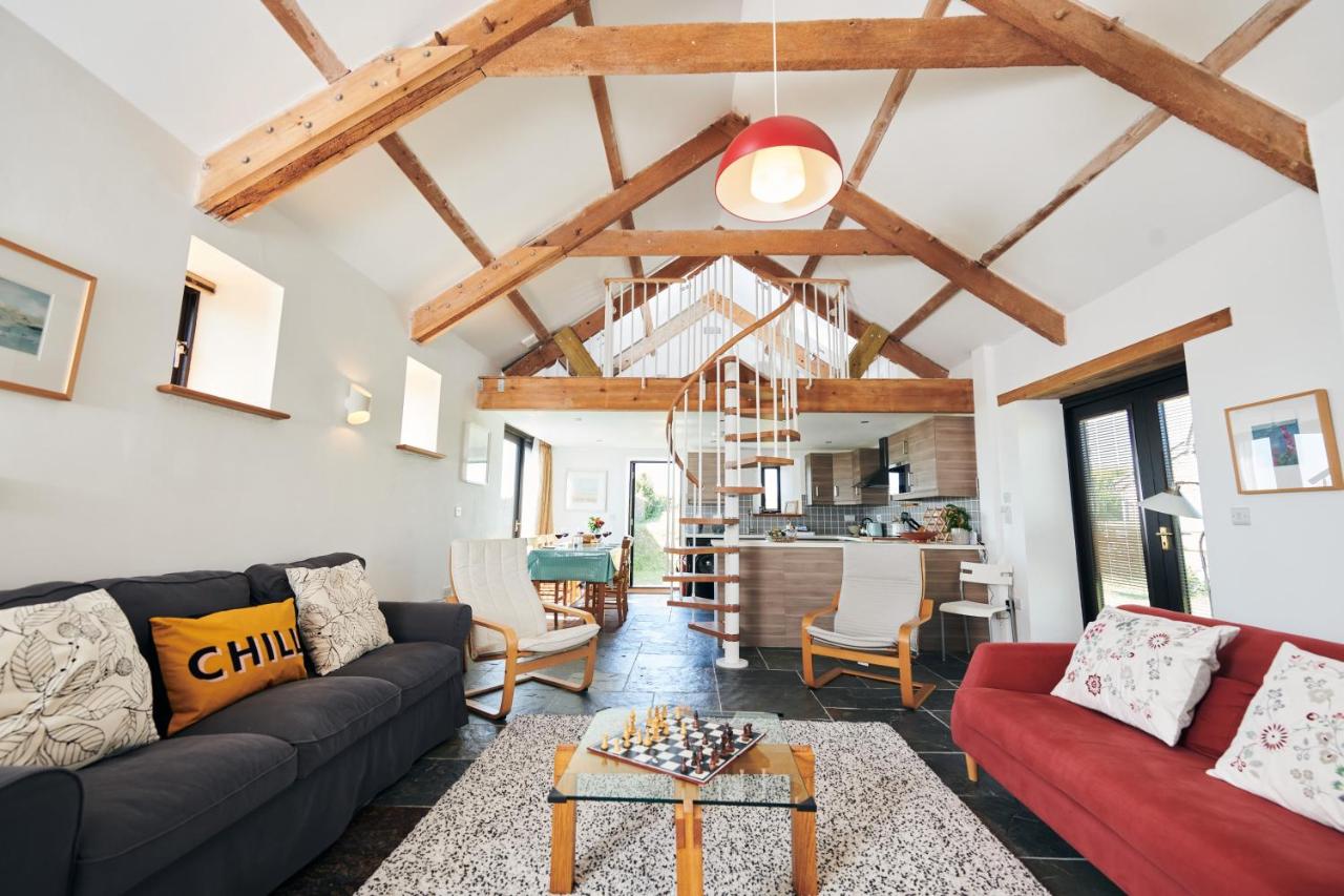 B&B Castlemartin - The Barn and Chaffhouse-Beautifully renovated Welsh Barn in Pembrokeshire - Bed and Breakfast Castlemartin