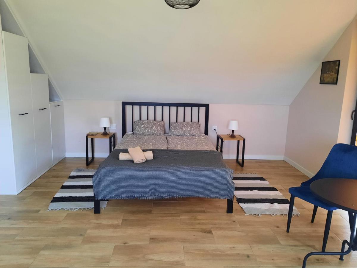 Chambre Familiale avec Salle de Bains Privative