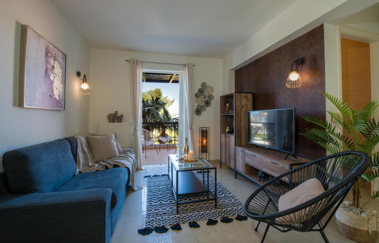 Apartamento con vistas a la piscina