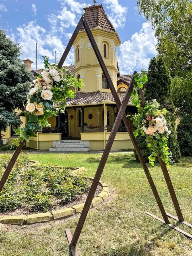 B&B Sombor - Kronić Palace - Bed and Breakfast Sombor