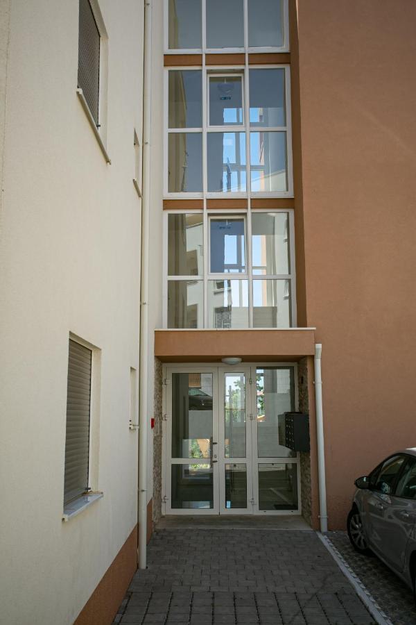 PALM BEACH - B&B Podstrana