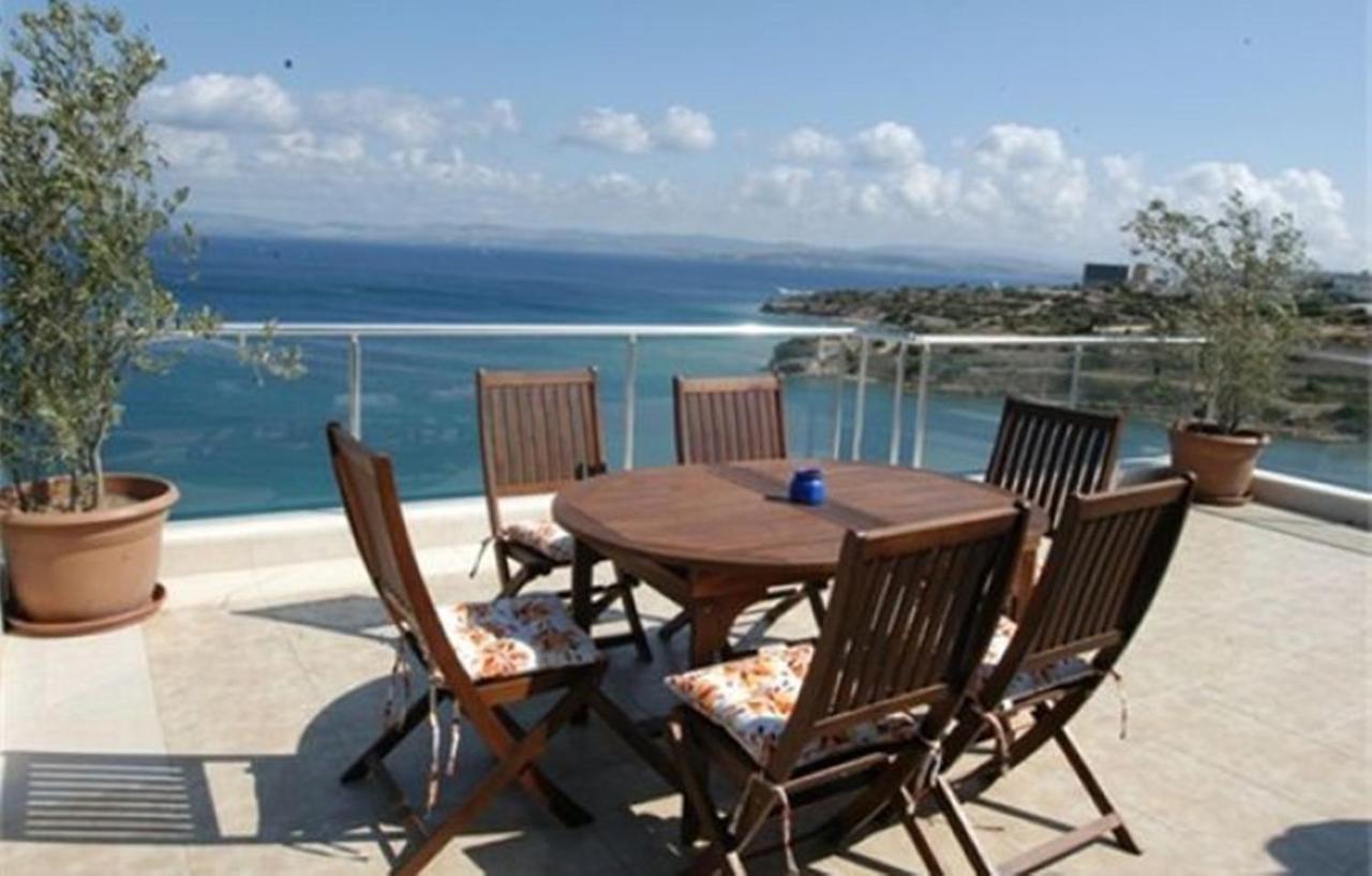 Family Room with Sea View