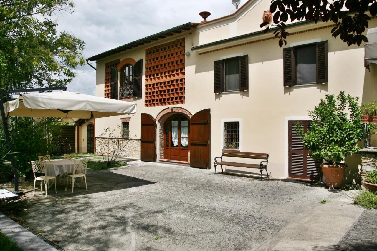B&B Lucca - Villa Camilla - WIDE - EXCLUSIVE POOL - Bed and Breakfast Lucca