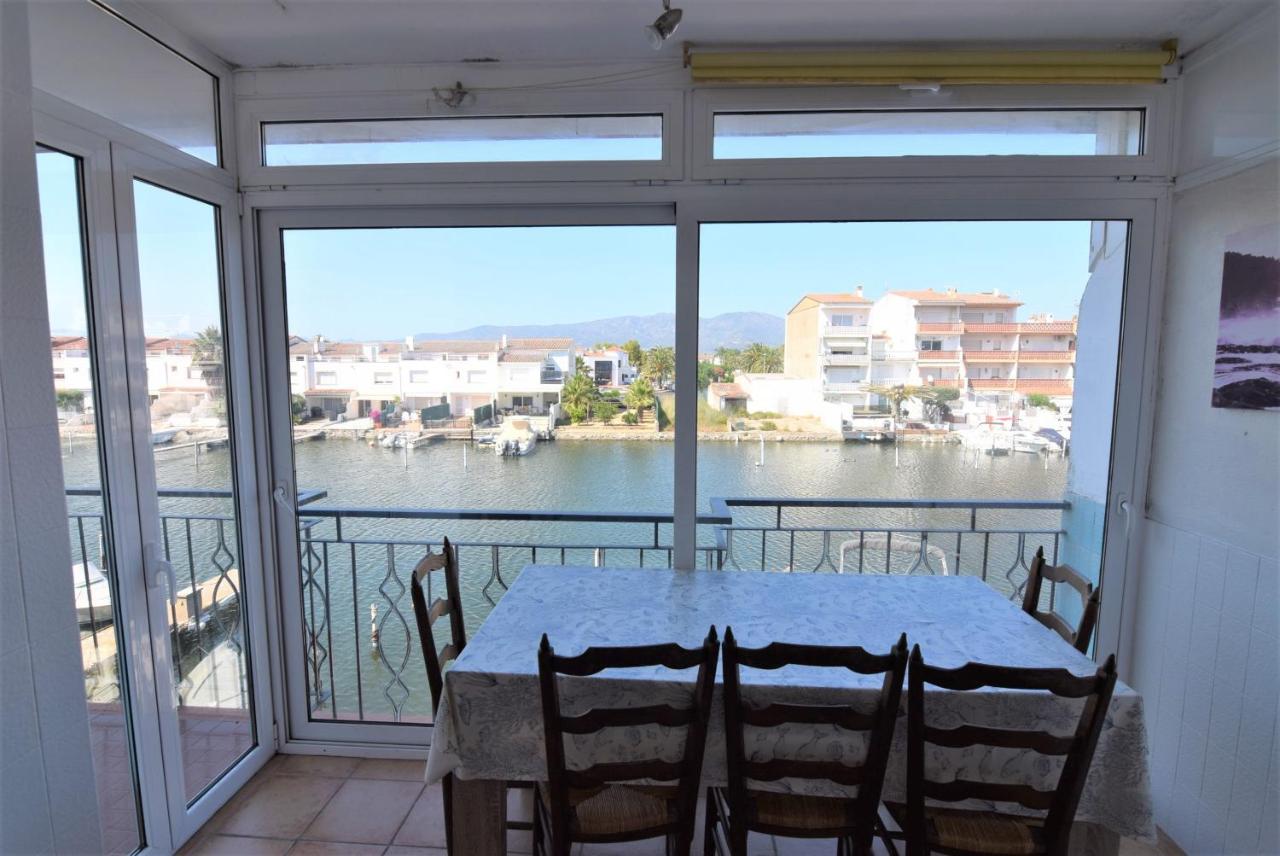 Apartamento con vistas canal ref 114 - Ferienwohnung Empuriabrava
