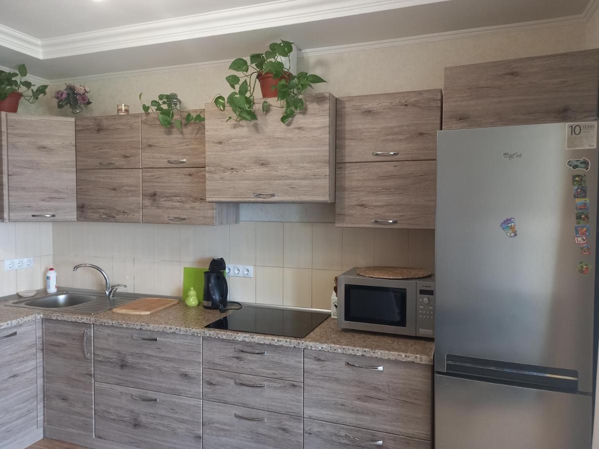 Apartment 2 Platana - Ferienwohnung Odessa