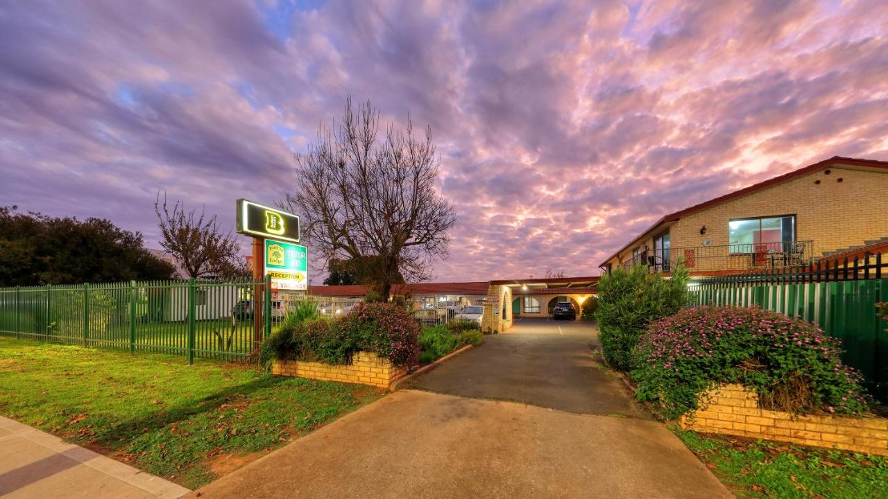 B&B Dubbo - Forest Lodge Motor Inn & Restaurant - Bed and Breakfast Dubbo