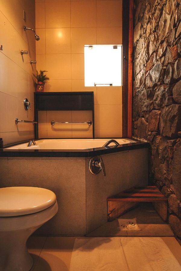 Room with Spa Bath