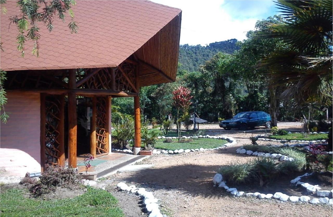 Mindo Río Hostería - Chambres d’hôtes