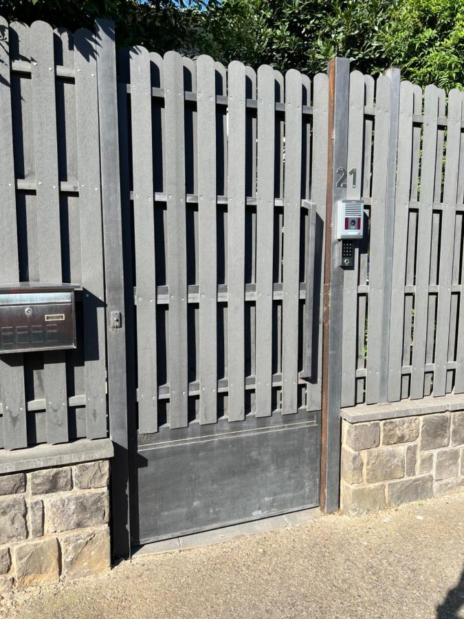 Julia’s Garden - Ferienwohnung Cuarte de Huerva