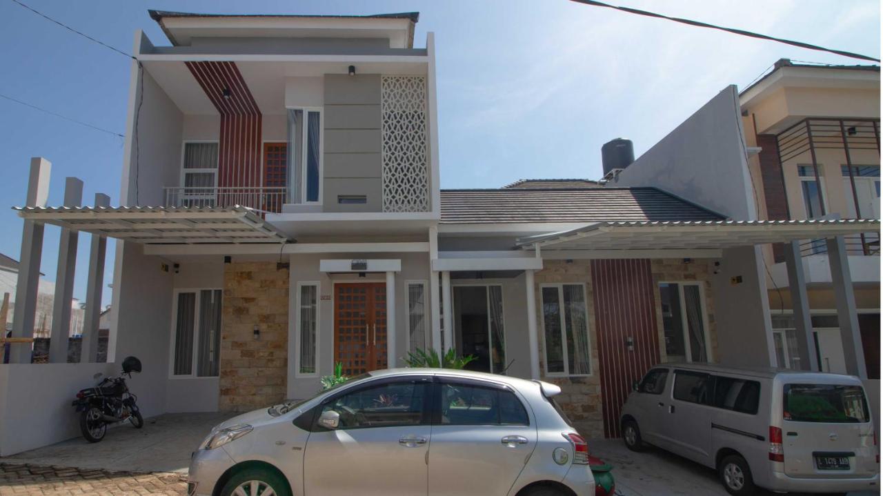 Villa Alpine 5 Bedroom with Mountain View - Ferienwohnung Tlekung