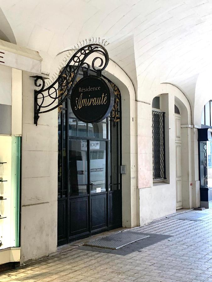 L'AMIRAUTE - Design - Centre ville - Balcon - B&B