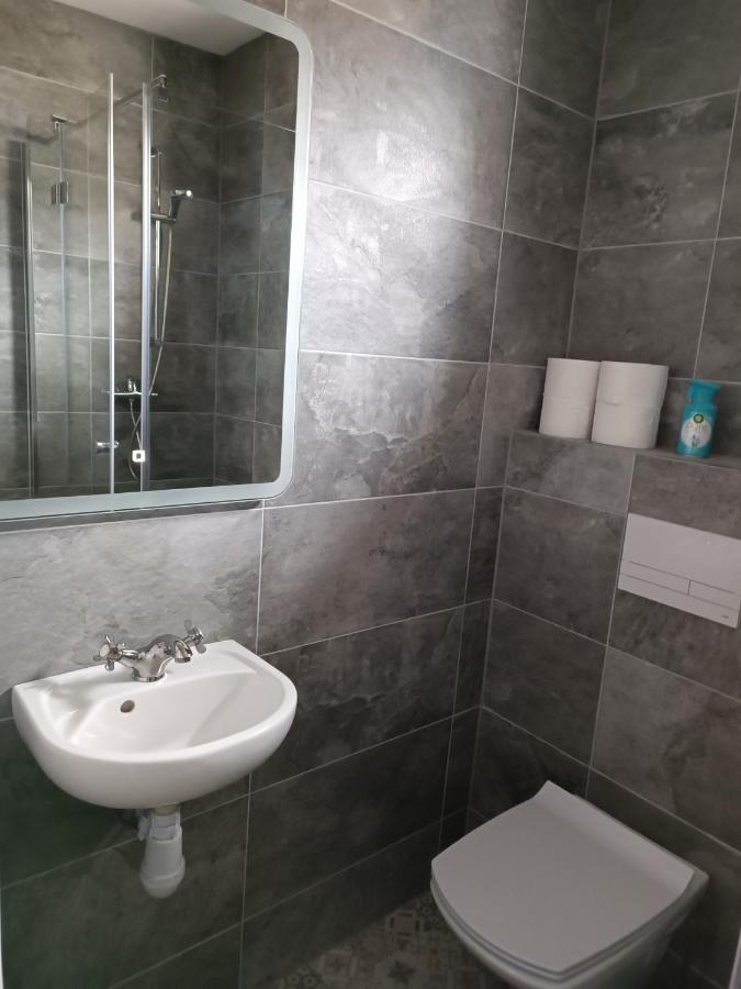 Camera Quadrupla con Bagno Privato 