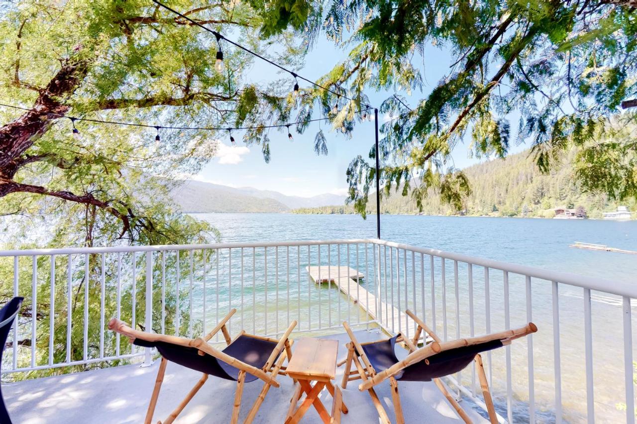 Foxtrot on Inn - Bed and Breakfast Christina Lake
