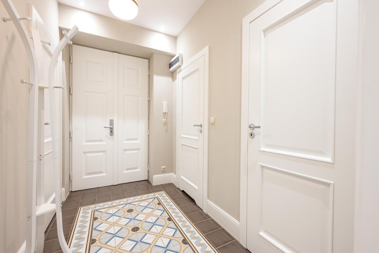 Native Apartments Nowowiejska 9 - Bed and Breakfast Krakau