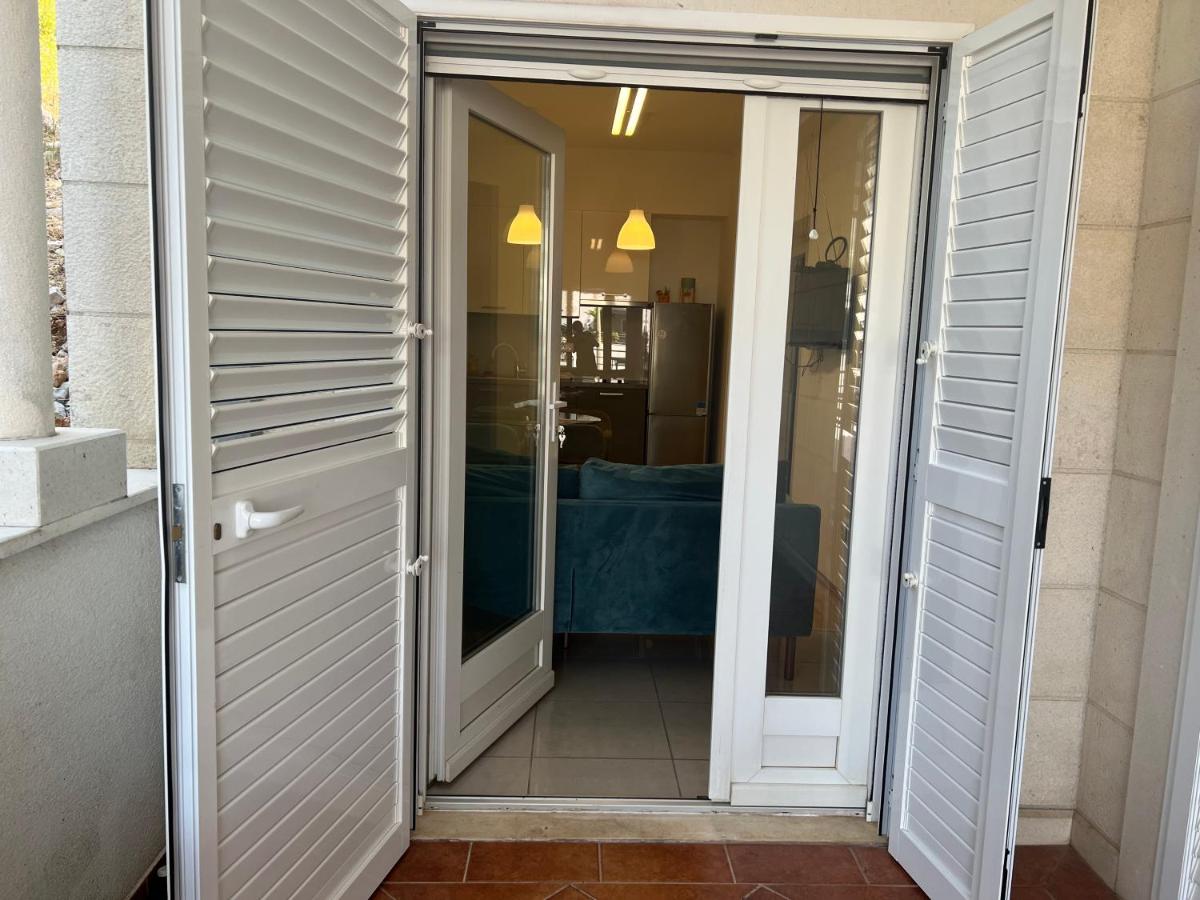 Estudio con cama extragrande