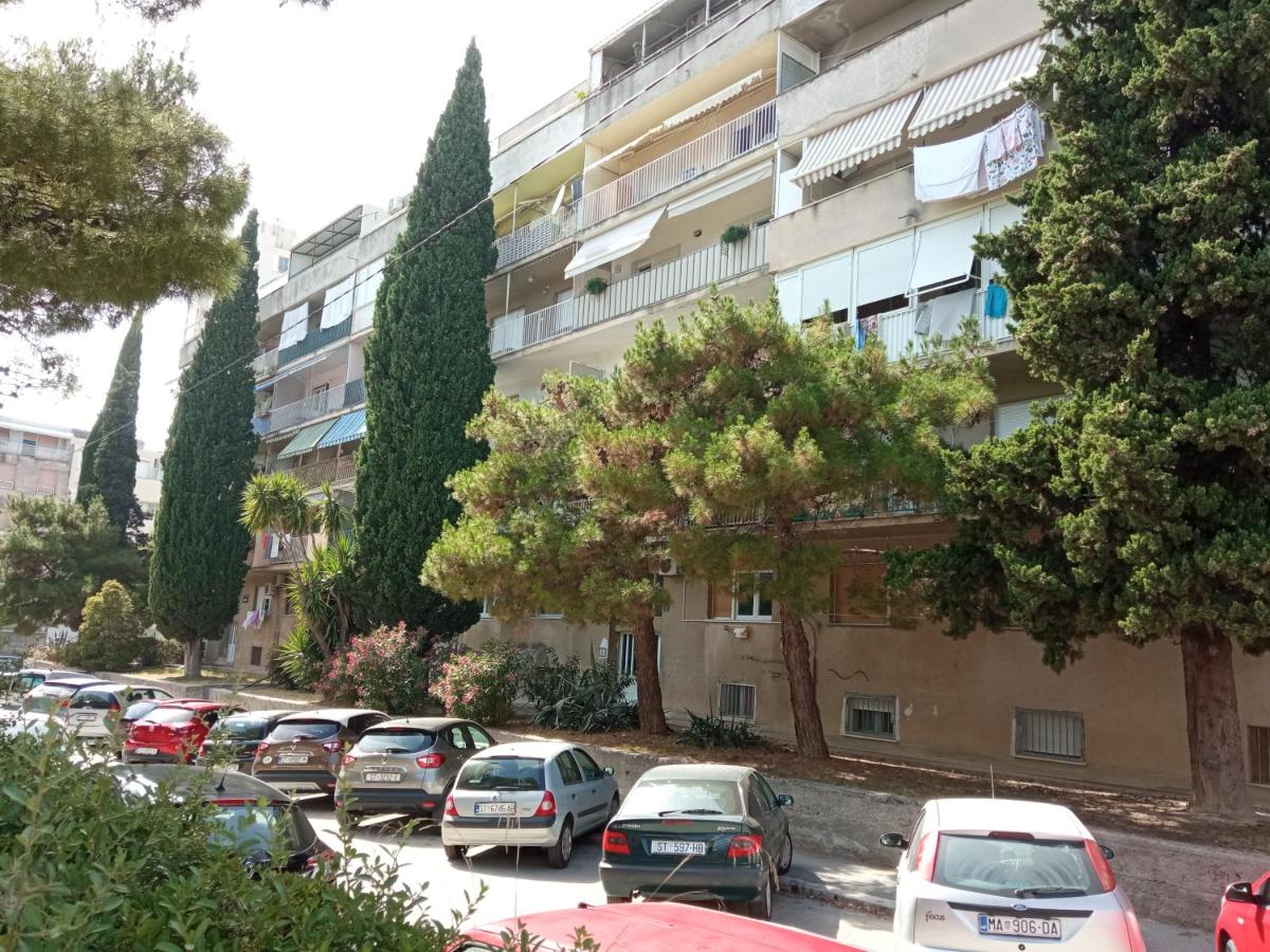 Artistic chill art apartment 2+2.Centar of Split. - Chambres d’hôtes Split