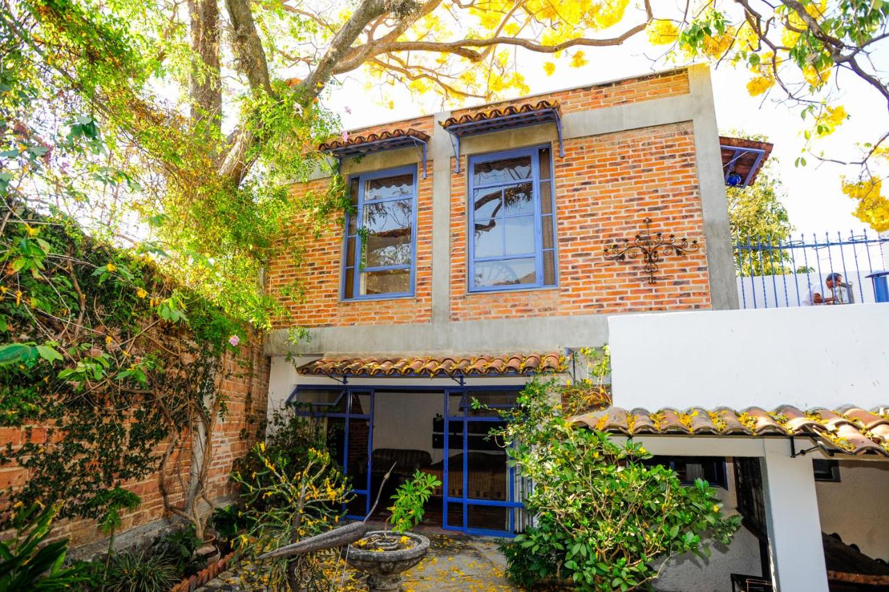 Casa Aurora Garden Retreat - Ferienwohnung Ajijic