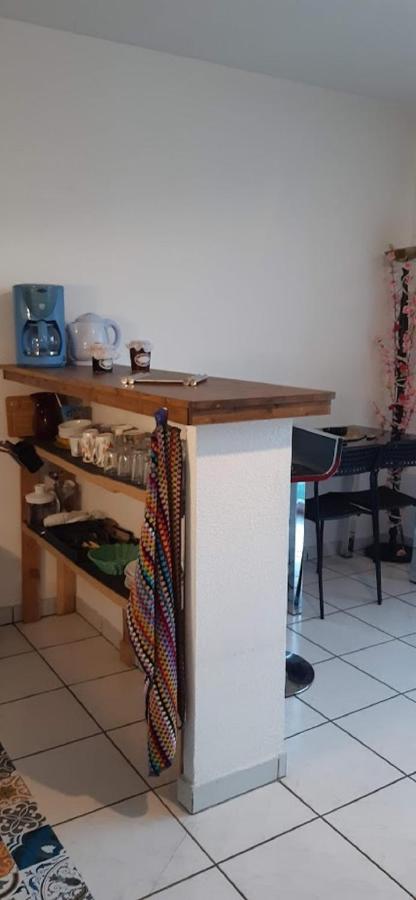 Appartement climatisé T1 bis métro à 200 m - B&B Tolosa