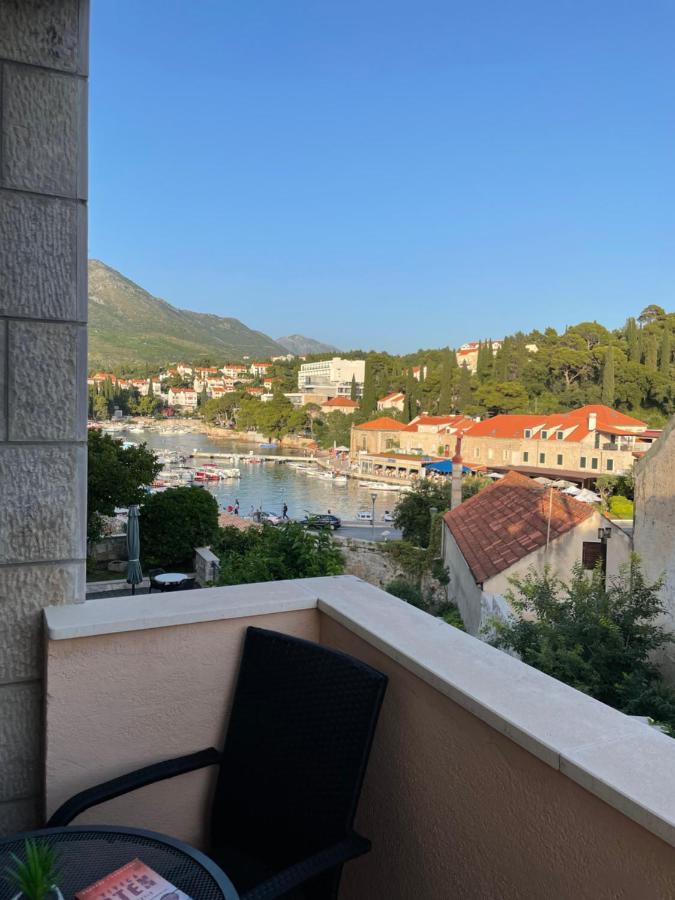 Two-Bedroom Apartment with Sea View and Balcony