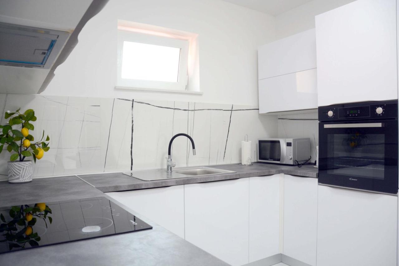 Appartamento con 2 Camere da Letto