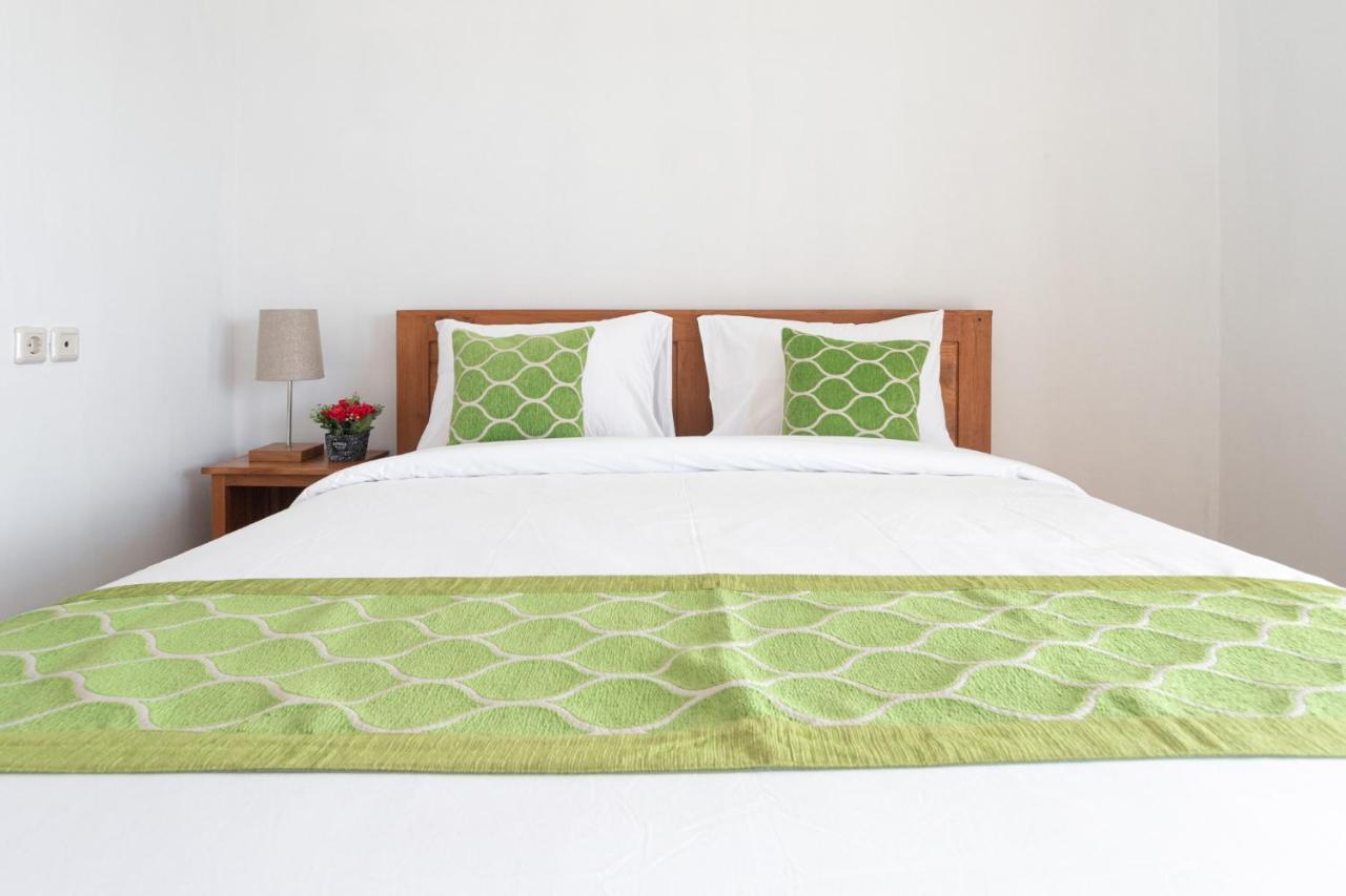 Queen Room with Garden View