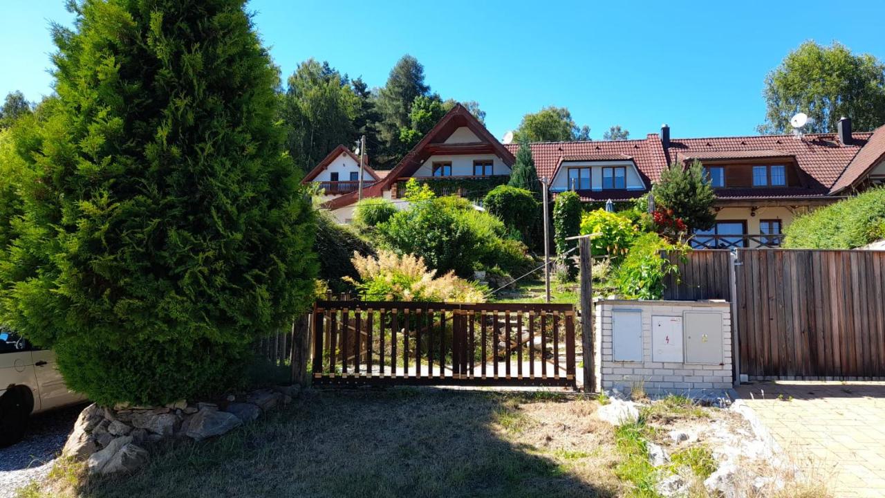 Dům Jenišov - B&B