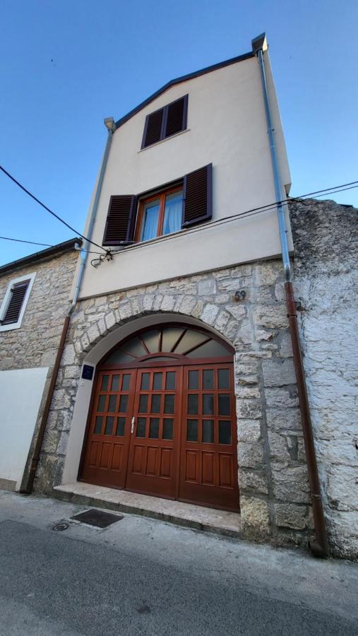 Perlica - Bed and Breakfast Vodice