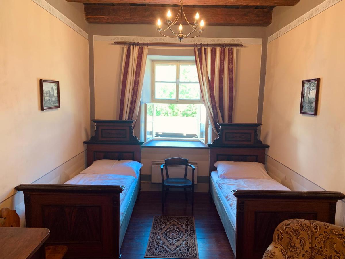 Twin Room with Bathroom