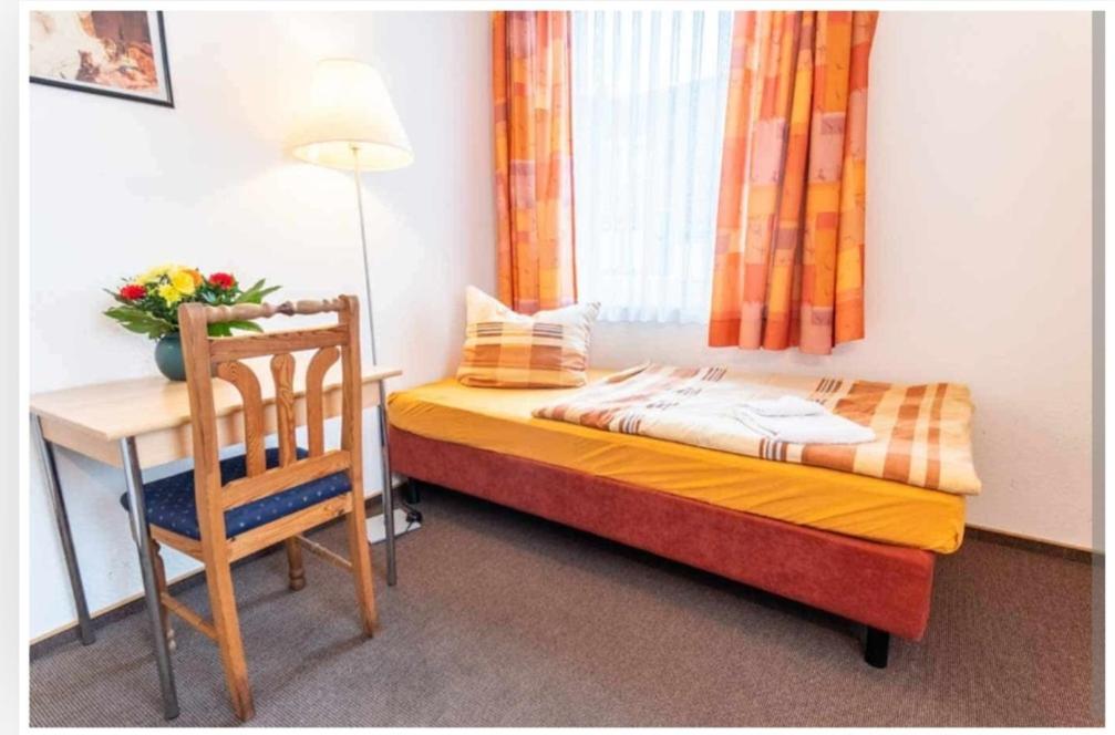 Eenpersoonskamer met Badkamer