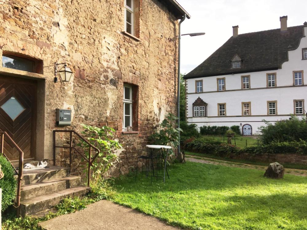 B&B Beverungen - Künstler-Wohnraum - Bed and Breakfast Beverungen