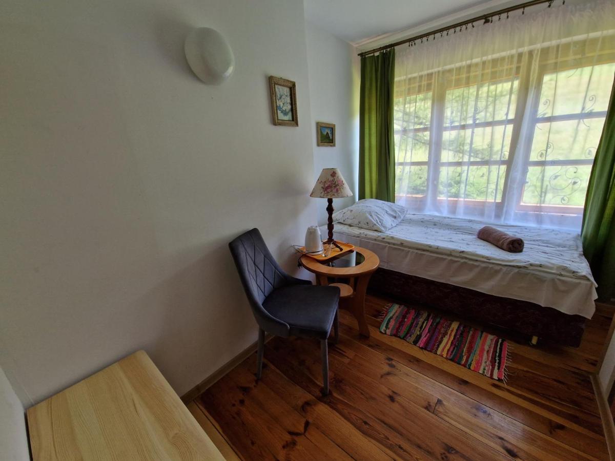 Single Room with Private Bathroom