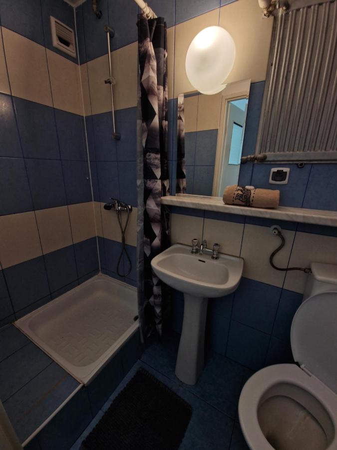 Single Room with Private Bathroom