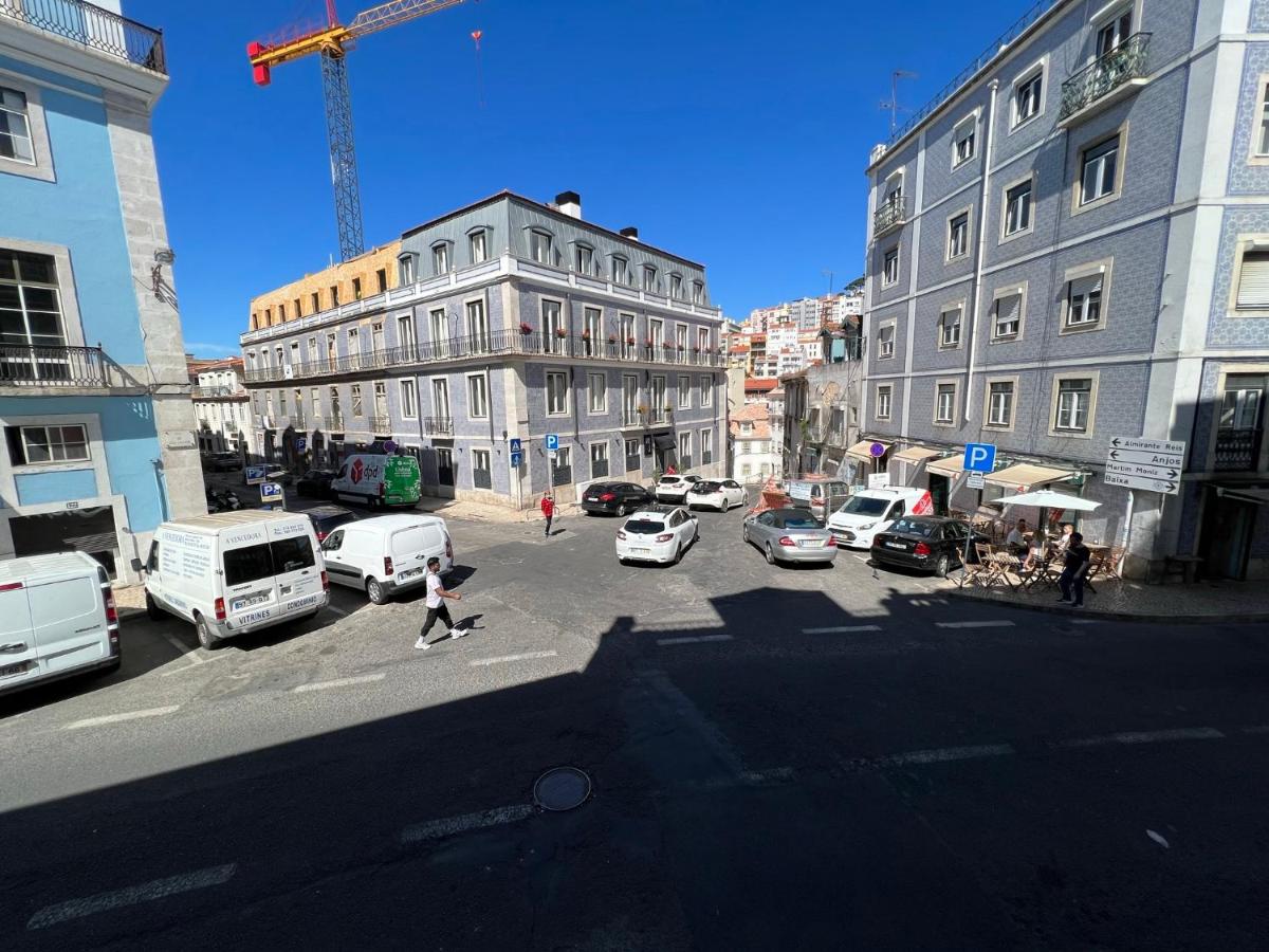 São Lázaro Bhuiyan Family Host - B&B Lisboa