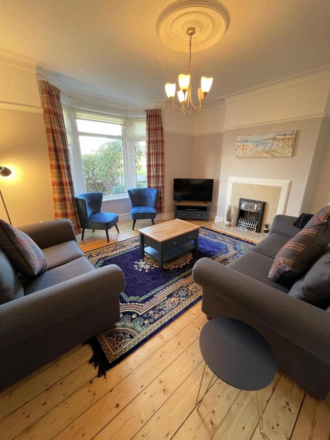 B&B Porthcawl - Tŷ Newton Nottage Porthcawl Sea, Surf, Golf, Walks - Bed and Breakfast Porthcawl