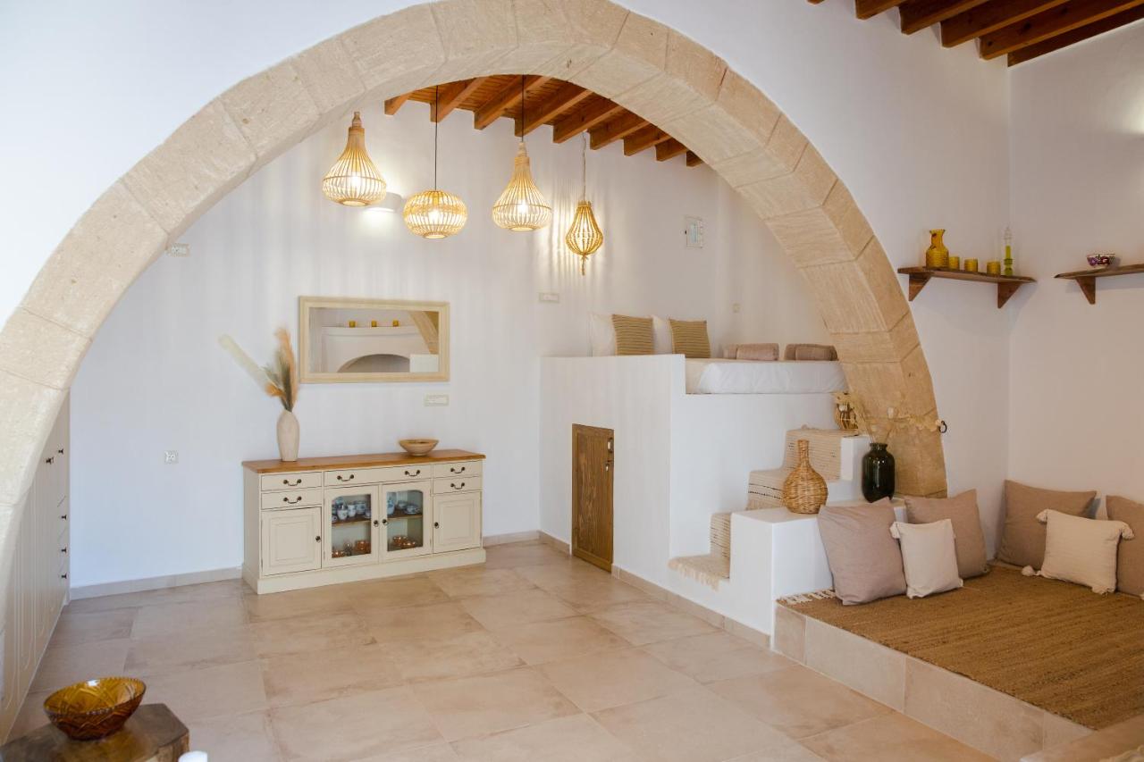 AENAON - B&B Archangelos