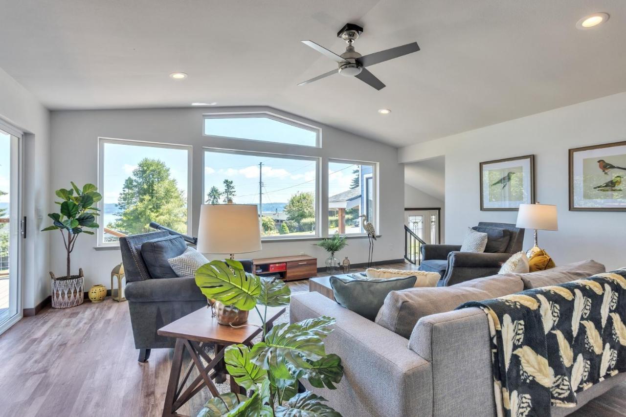 CRANES LANDING HIDDEN BEACH HOME - Whidbey Island 3BR with Ocean Views residence - B&B