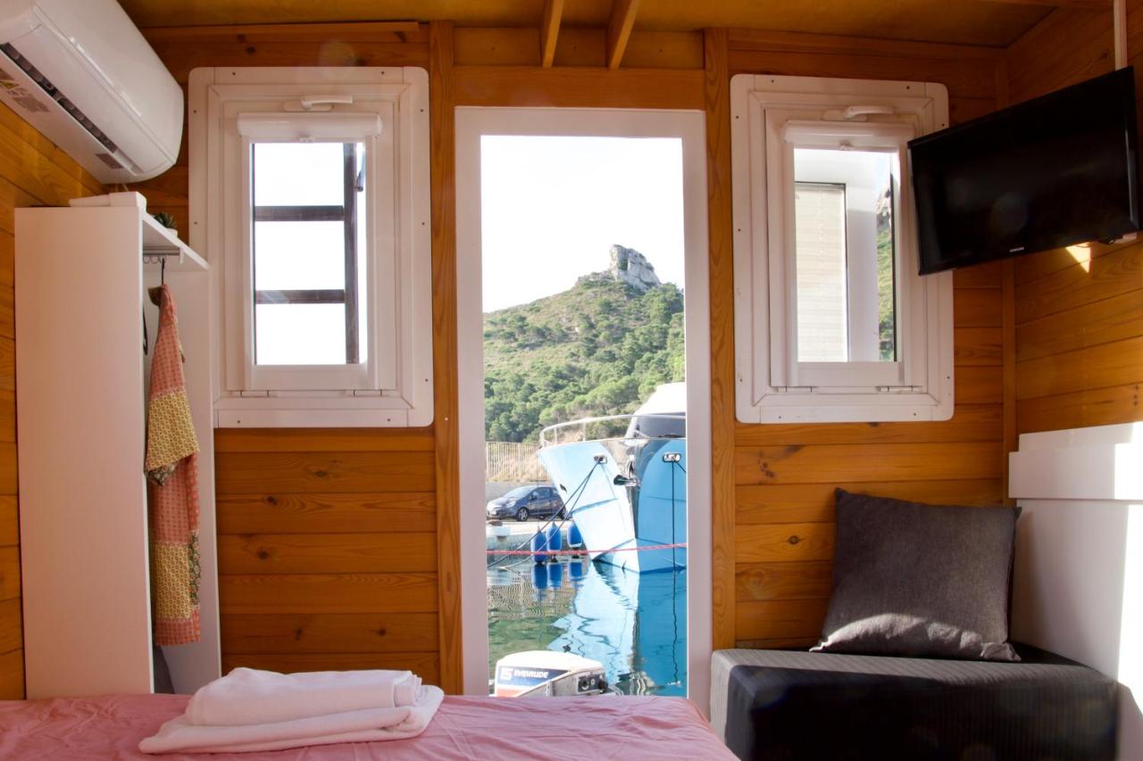 House boat V al Poetto 2 pax piu' 1 - B&B Poetto