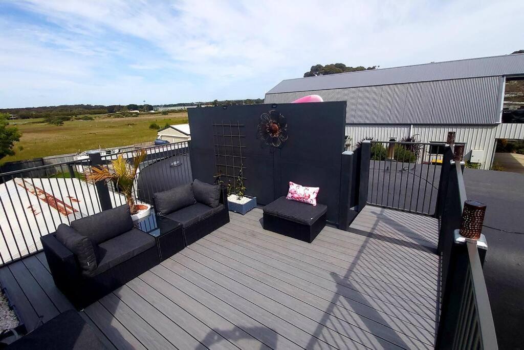 Chill at our Igloo cottage - 100m stroll to beach - Ferienwohnung