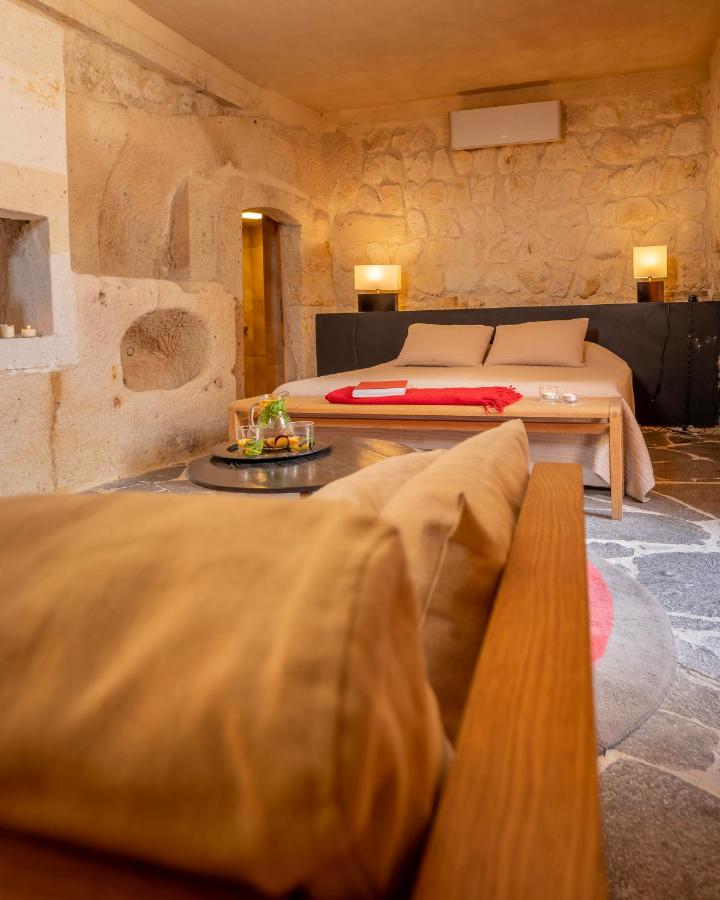 Deluxe Cave Zimmer