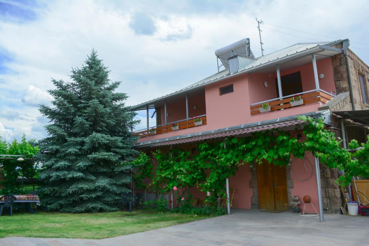 B&B Yeghegnadzor - Old Bridge B&B - Bed and Breakfast Yeghegnadzor