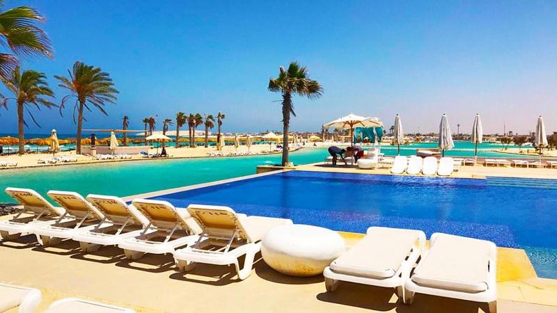 For family hacienda bay senior chalet baharey - Ferienwohnung El-Alamein