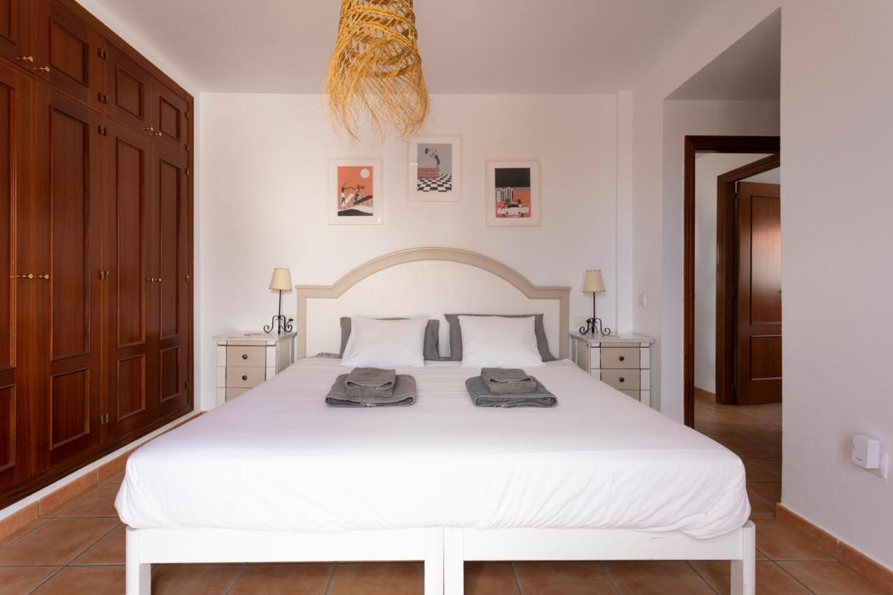 Superior Double Room with Private Terrace and Sea View