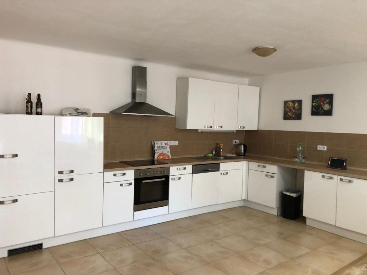 Apartment am Schlosspark 3 - B&B Cheb