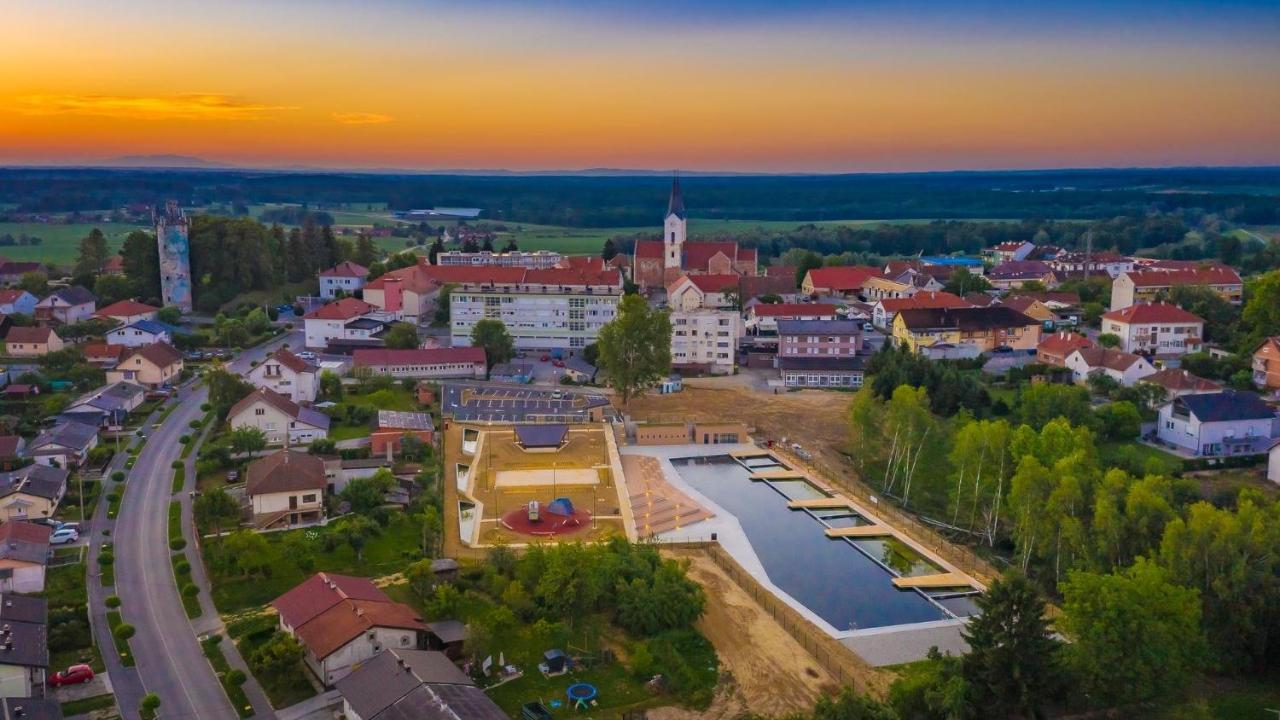 Studio Apartment Lea - B&B Čazma