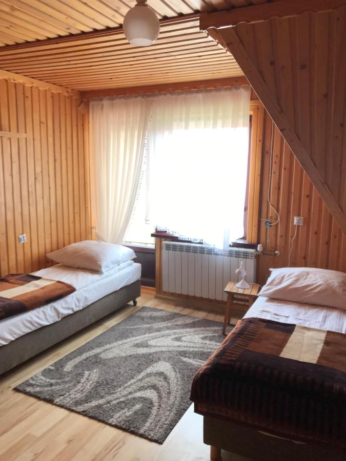 Habitación Triple con balcón