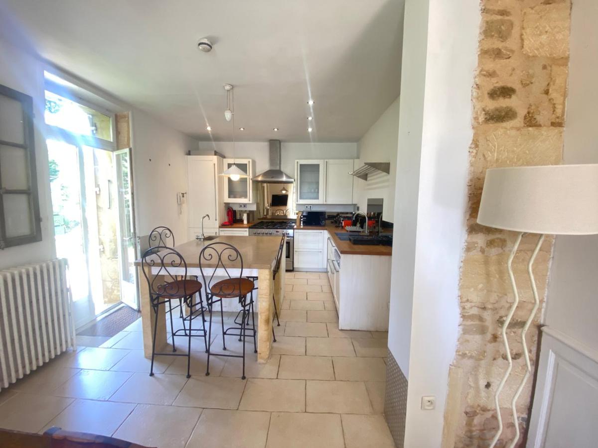 Résidence Les Trois Jardins avec WIFI et Parking gratuit - B&B Sarlat-la-Canéda