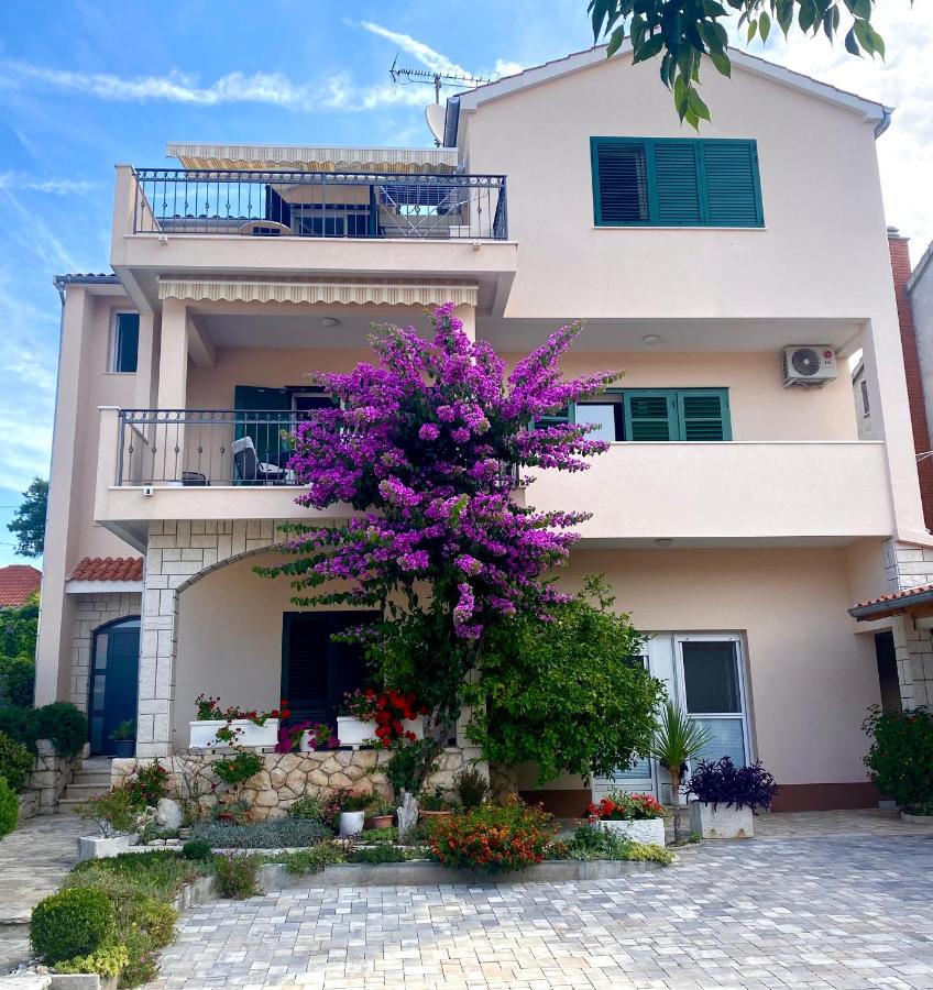 B&B Brodarica - Apartmani Jolic - Bed and Breakfast Brodarica