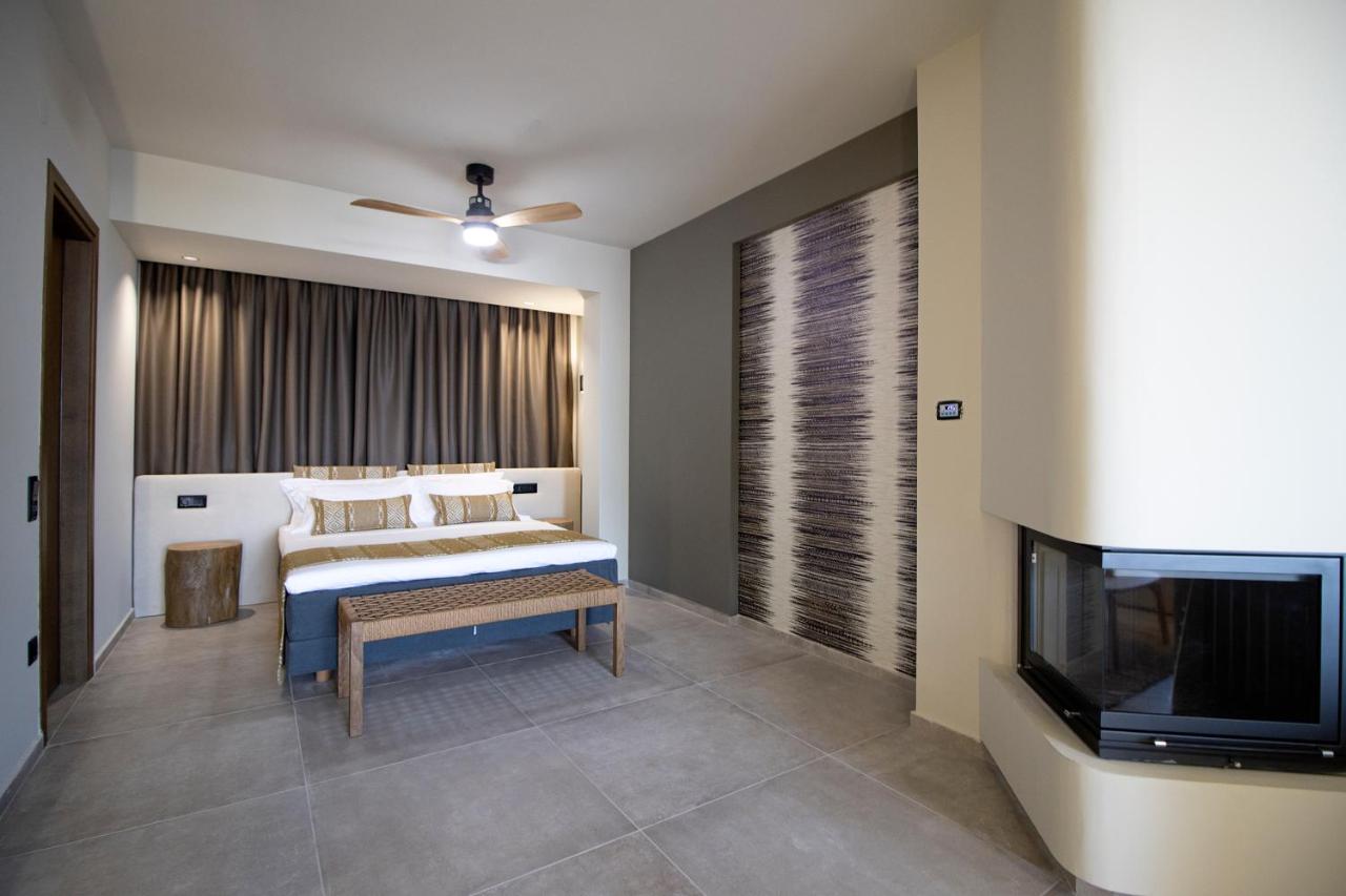 Deluxe Suite with Sea View