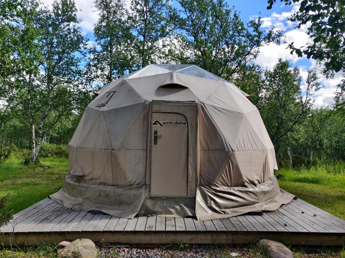 Tent 1