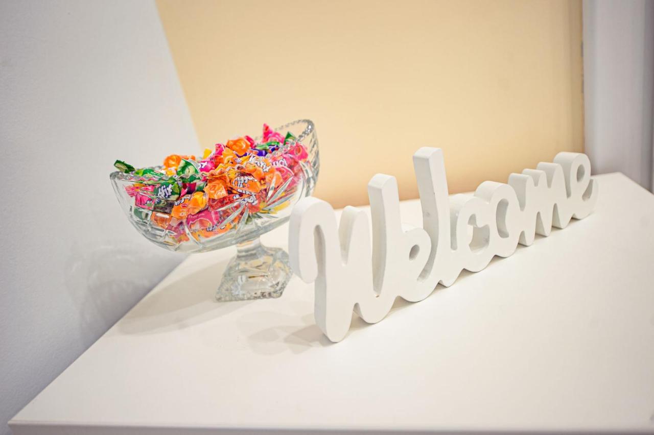 Apartment with Lake View